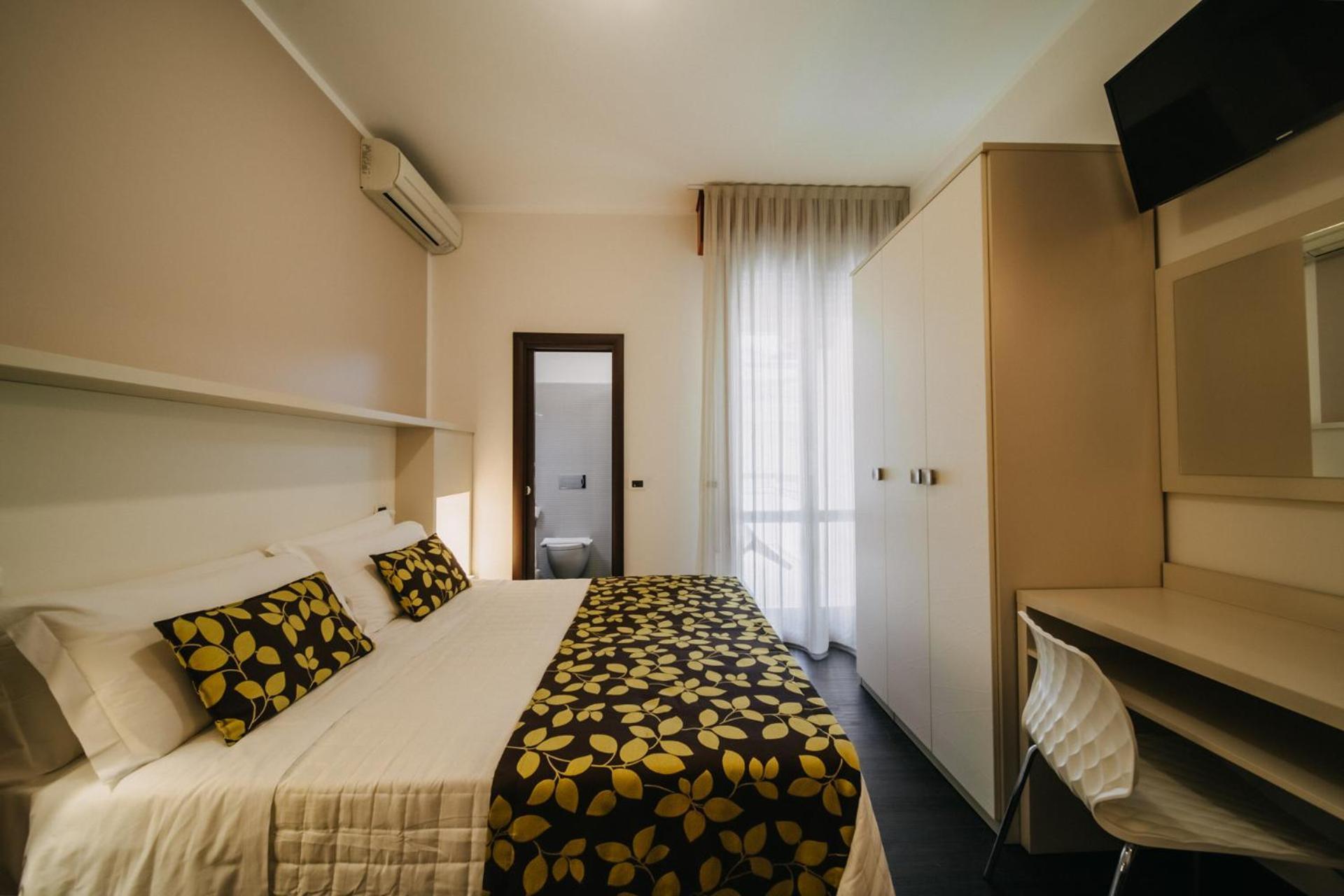 Hotel Lalla Beauty & Relax Cesena Bagian luar foto