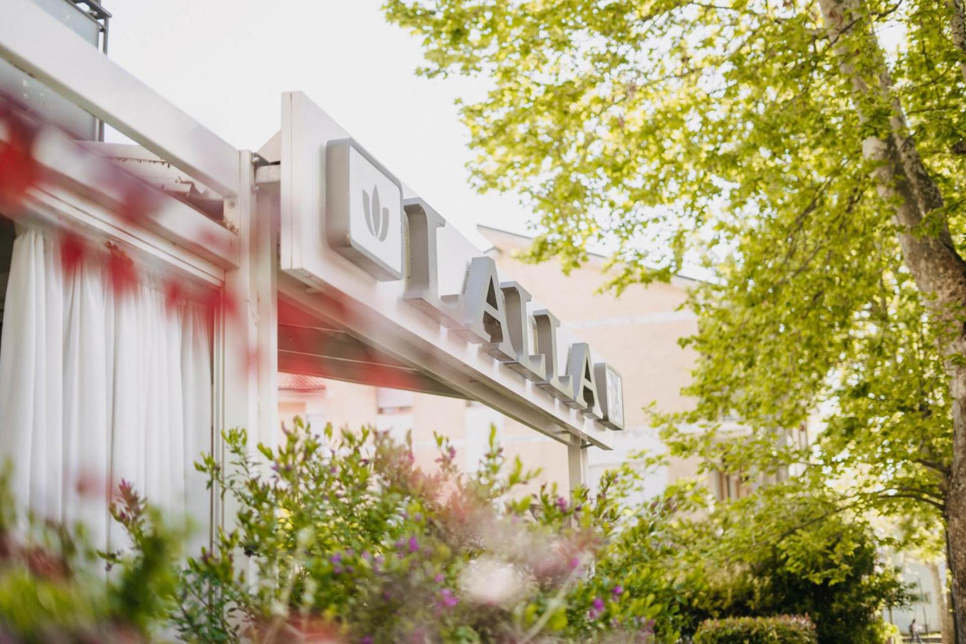 Hotel Lalla Beauty & Relax Cesena Bagian luar foto