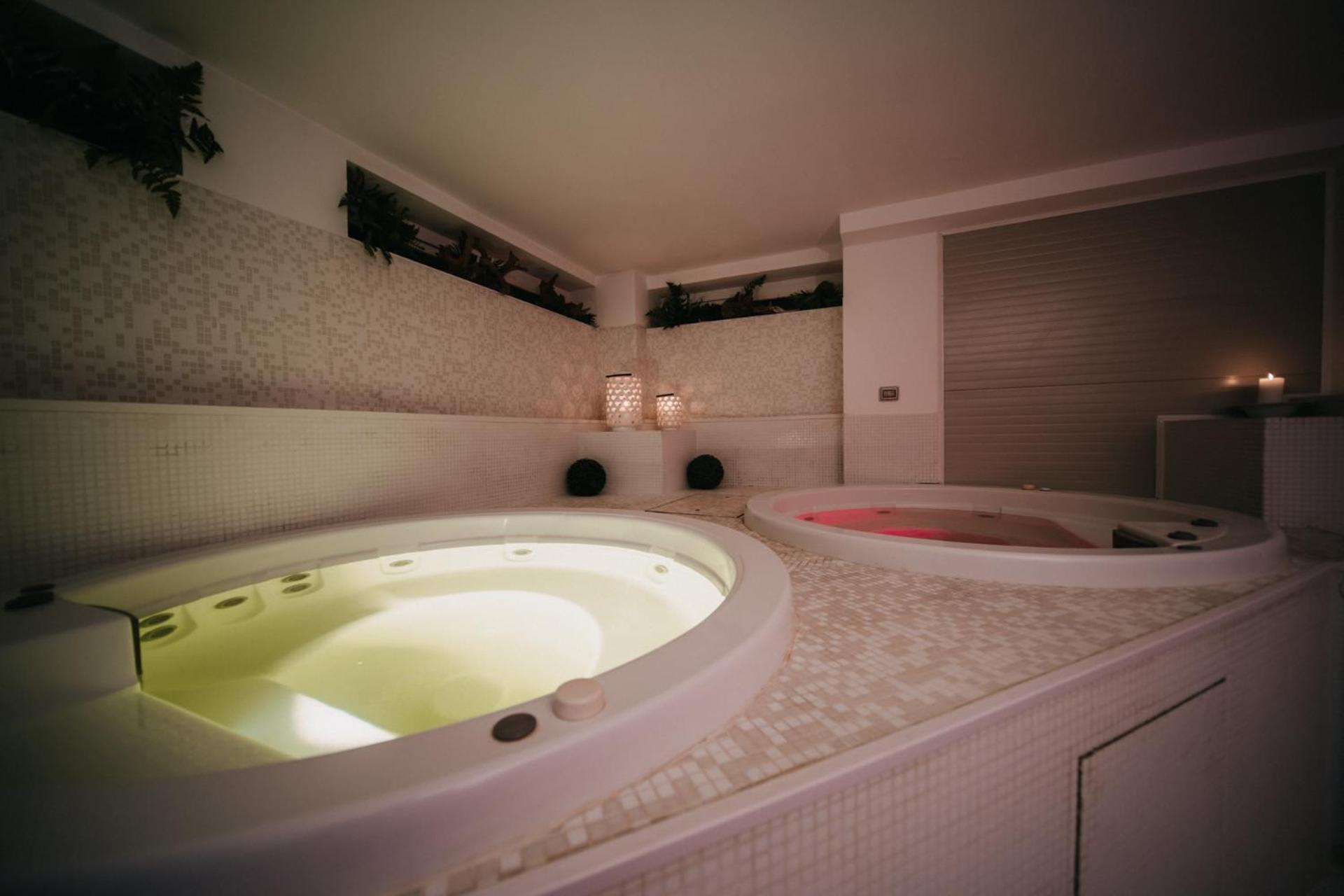Hotel Lalla Beauty & Relax Cesena Bagian luar foto